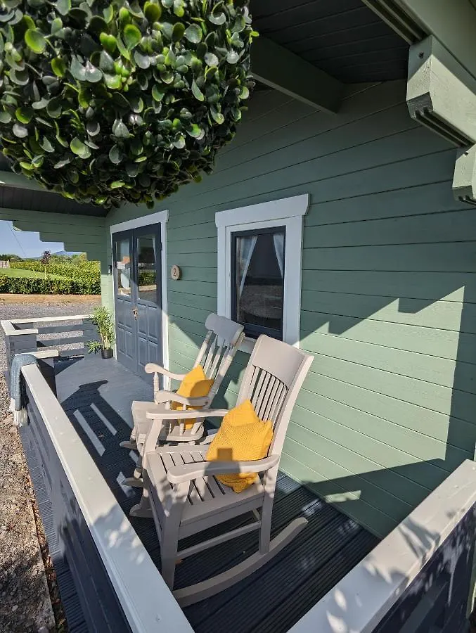 Westport Country Chalets 0*,